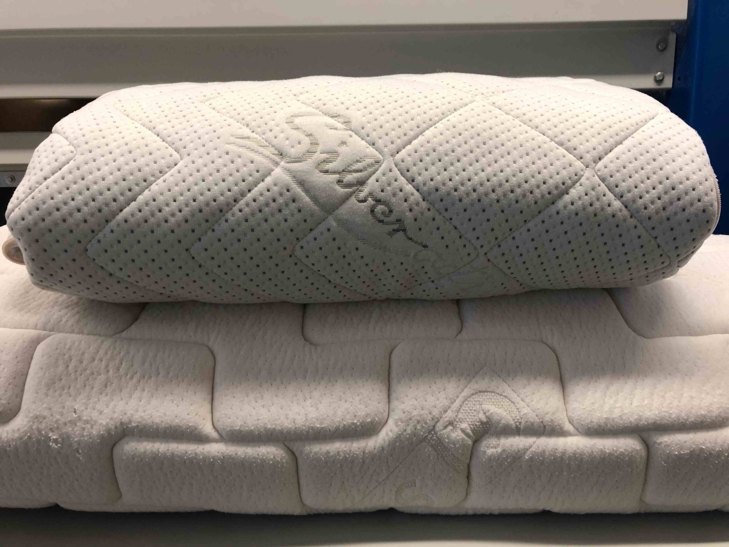 Pralnia Wicher - Czyszczenie pokrowców na materace (4)