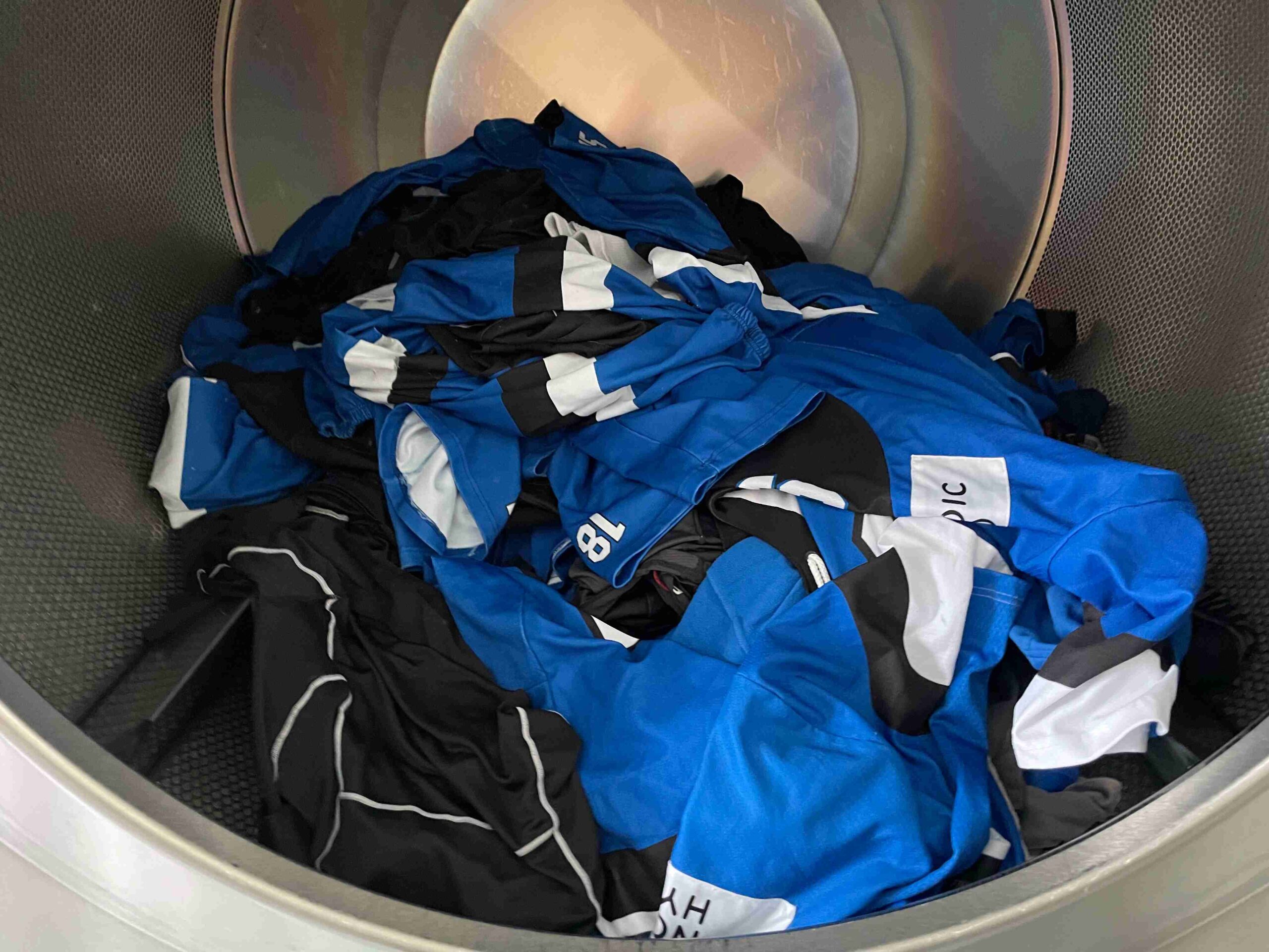 Pralnia Wicher - Pranie odzieży sportowej (13)