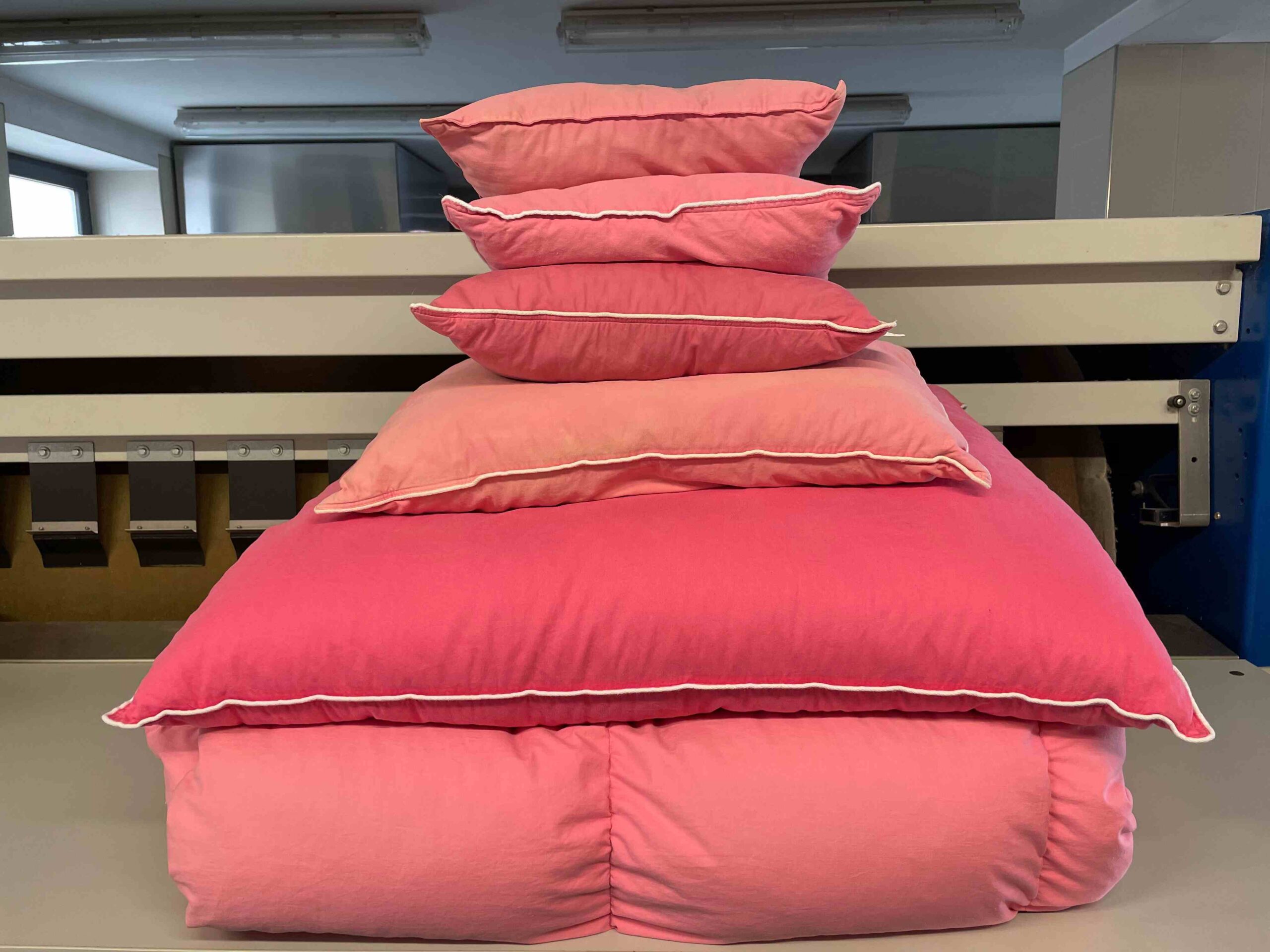 Pralnia Wicher - Specjalistyczne czyszczenie pierza i puchu, kołder i poduszek (7)