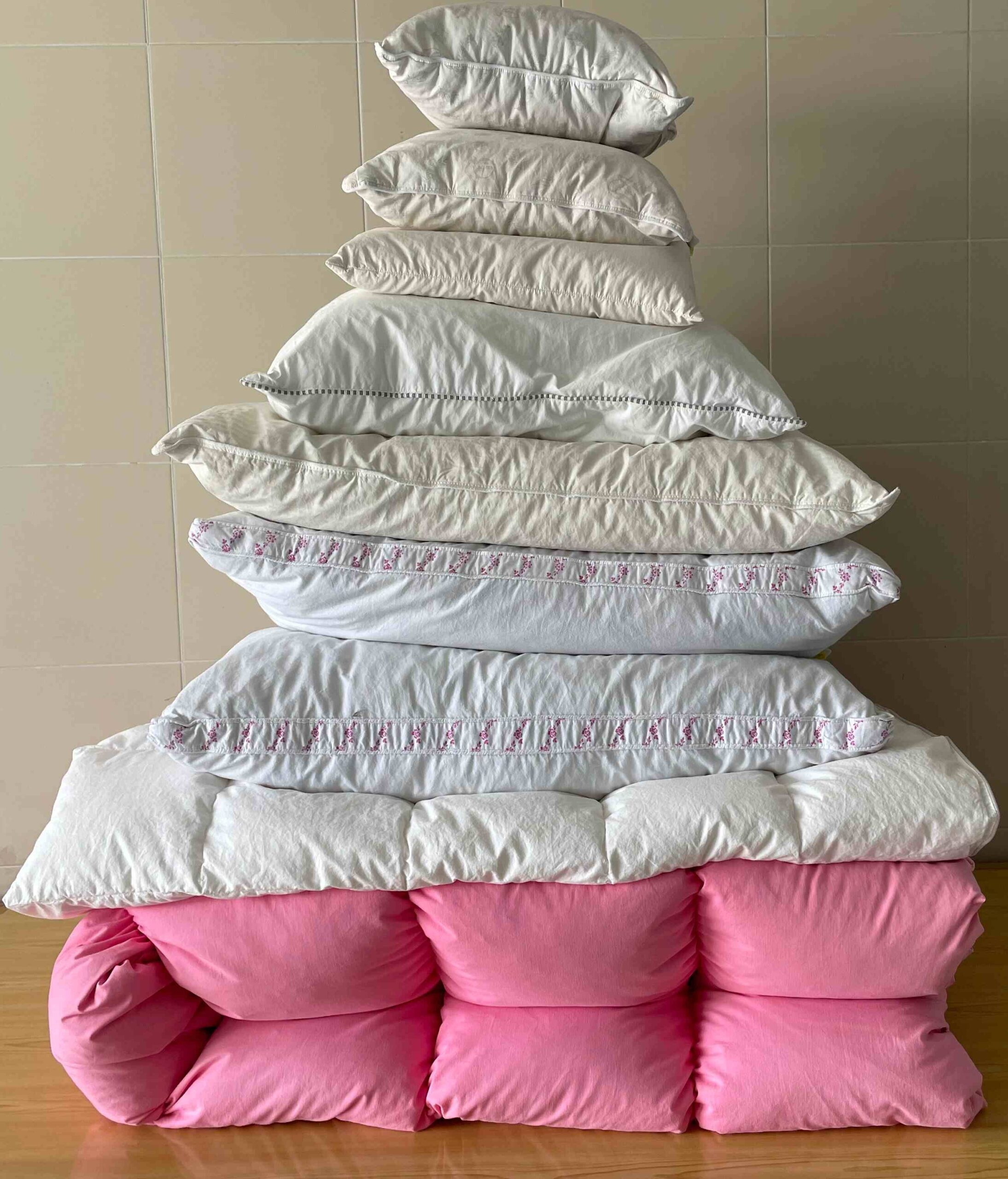 Pralnia Wicher - Specjalistyczne czyszczenie pierza i puchu, kołder i poduszek (14) Pralnia Wicher - Specjalistyczne czyszczenie pierza i puchu, kołder i poduszek (15a)